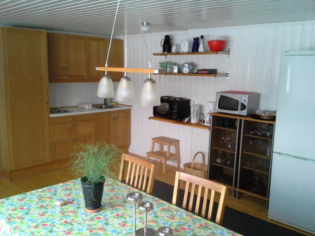 Fjaettramala Apartment Fagereke Zimmer foto